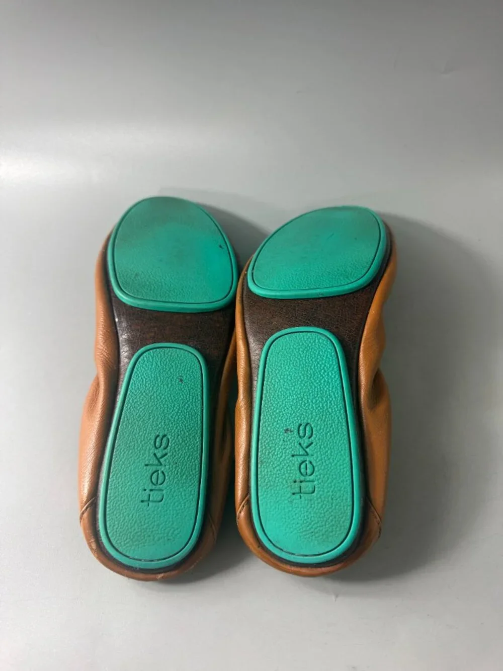 TIEKS THE BALLET FLAT IN CHESTNUT, SIZE 8